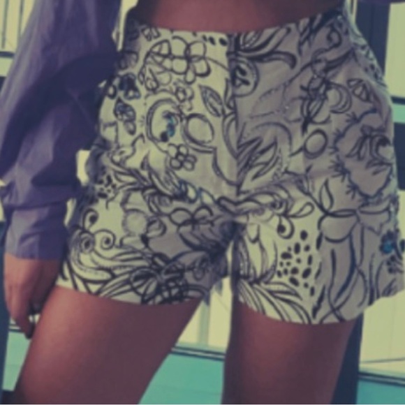 ZARA PRINTED HIGH WAISTED JEWEL EMBELLISHED SHORTS BLOGGERS FAV XS - Picture 2 of 6